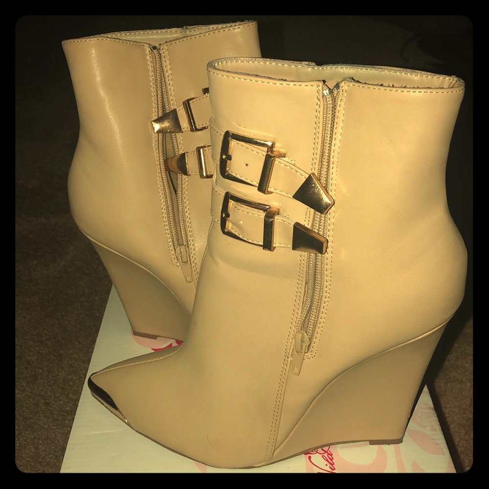 Nude/Neutral Wedge Boots with Gold Point & Buckle